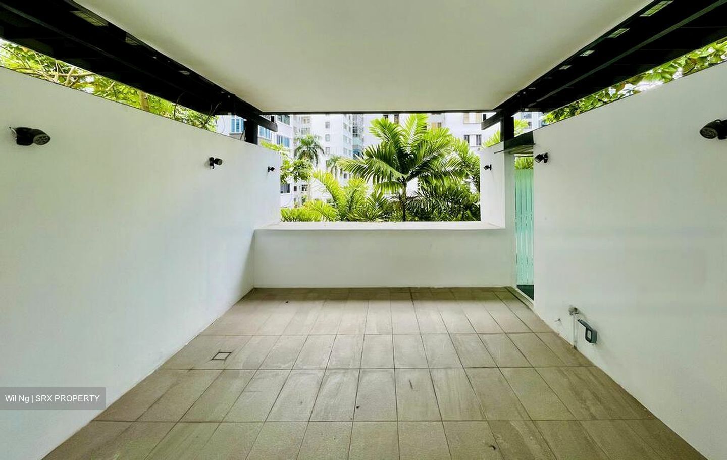 Cairnhill Road (D9), Terrace #499805321